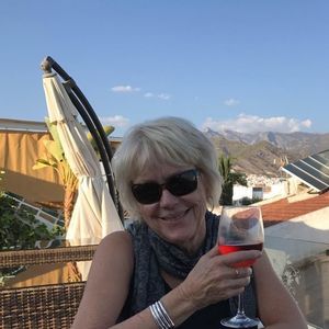 Meet your Posher, Ellen